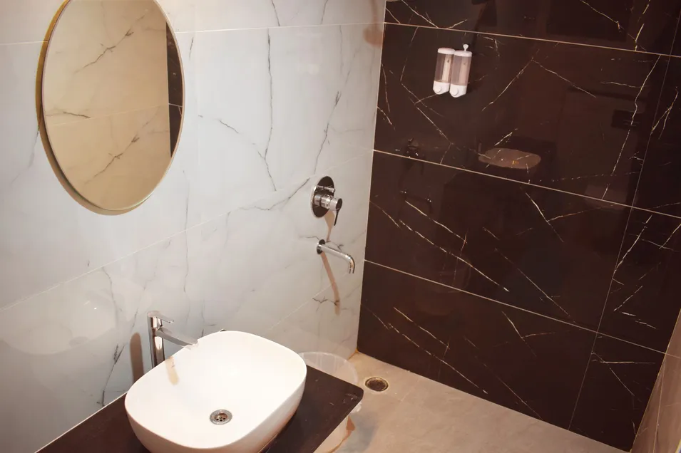 Deluxe Balcony suite RS(10)